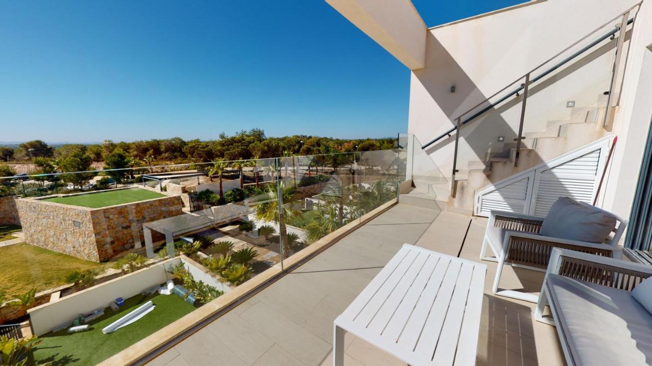 Las Colinas Golf, Luxury Penthouse オリウエラ エクステリア 写真