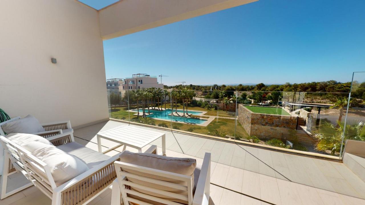 Las Colinas Golf, Luxury Penthouse オリウエラ エクステリア 写真